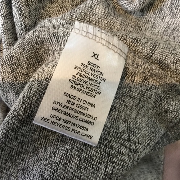 JUNIORS XL Pink Republic hooded sweatshirt - Picture 8 of 16